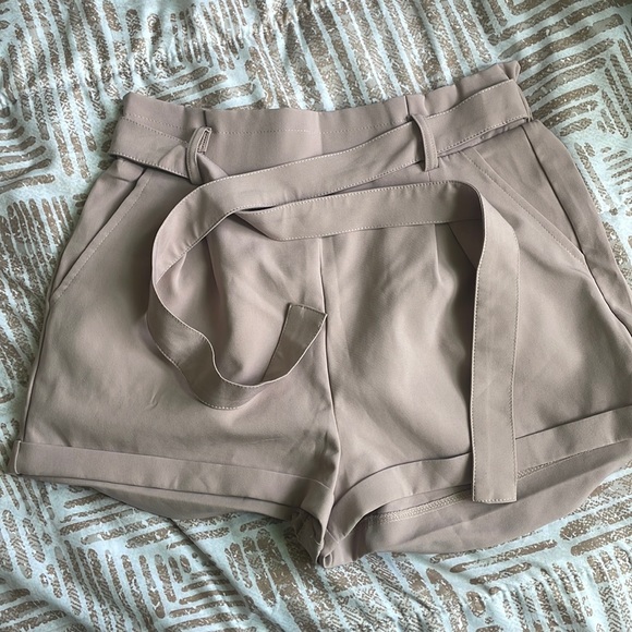 Nylon short. - Picture 1 of 2